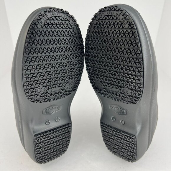 Crocs Womens Neria Pro II Black Slip Resistant Slip On Low Size 6 W Work Clogs - Picture 8 of 9